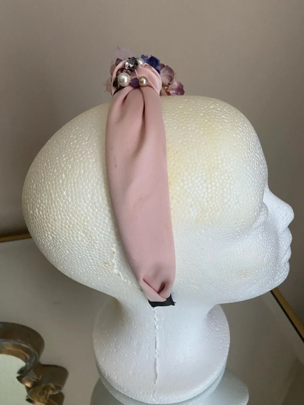 N/A delicate pink